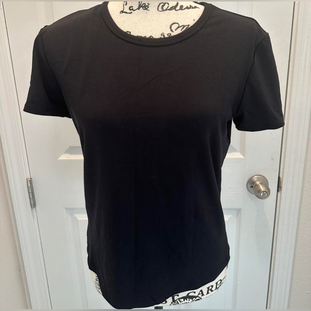 Vigoss Classic Black Short-Sleeve Tee - Women's